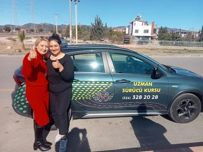 B Sınıfı manuel & otomatik Otomobil Ehliyeti