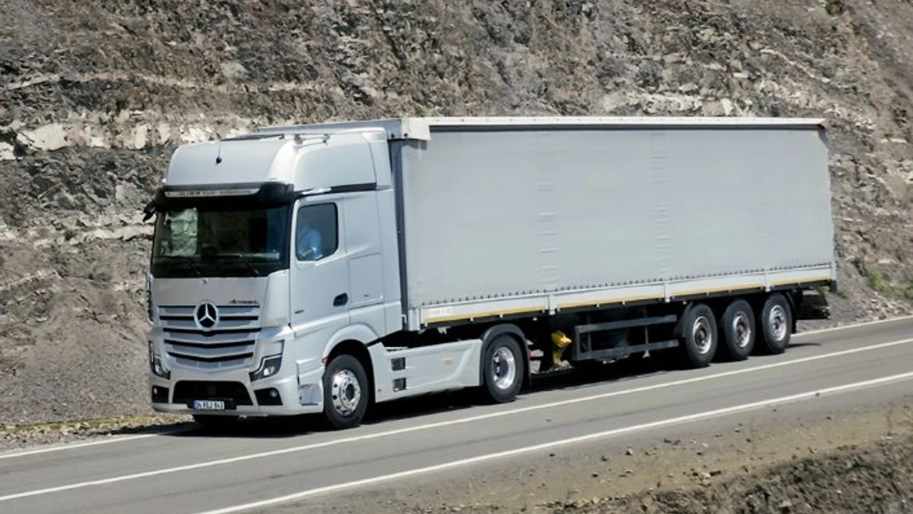 C Kamyon - CE Tır Çekici